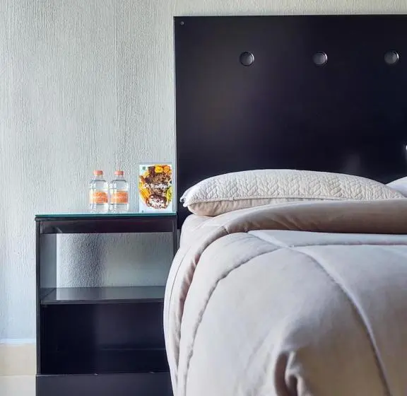 Standardzimmer Kingsize Bett, Zepeda