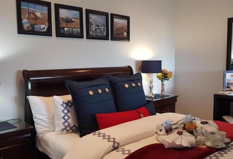 デラックススタジオ, Amelia S By The Sea