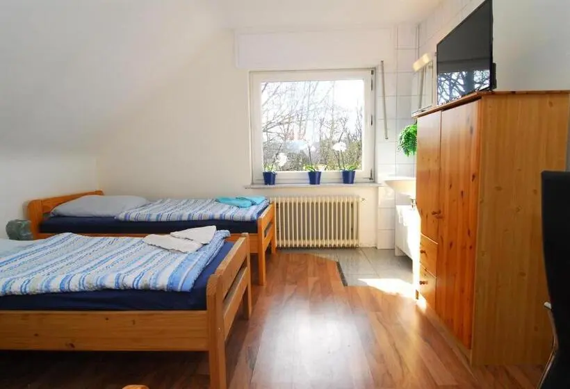 スタンダードルーム, Monteurwohnung Ferienwohnung Krings Baptistastr 2a