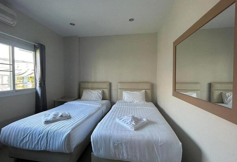 خانه 3 خوابه, Uthaithani Resort