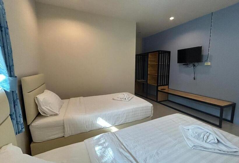 침실 3개 주택, Uthaithani Resort