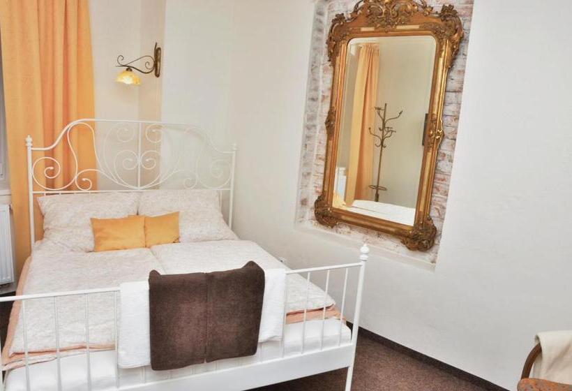 اتاق استاندارد, B&b à La Montagne