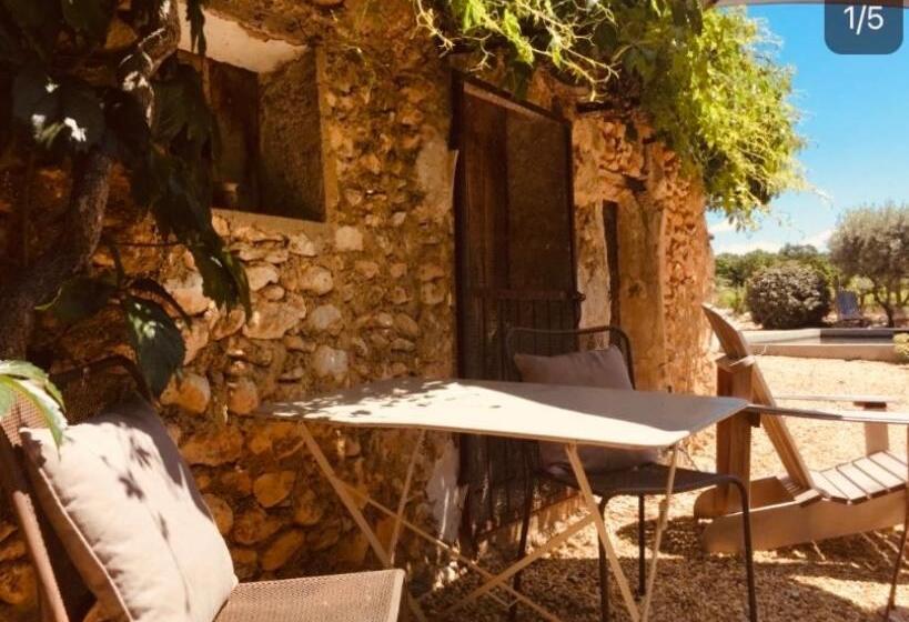 Студио Стандарт Вид на Бассейн, Le Vieux Portail