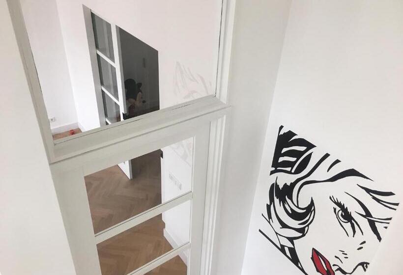 デラックスルーム, Oranjepark