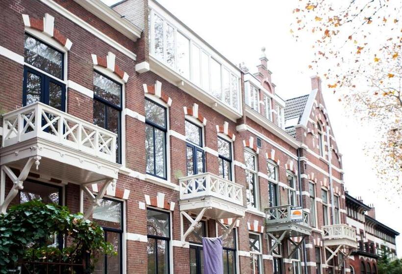 ２ベッドルームハウス, Oranjepark