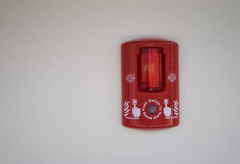 ویلای 4 خوابه, Good Night Pool Villa Phuket Sha Plus