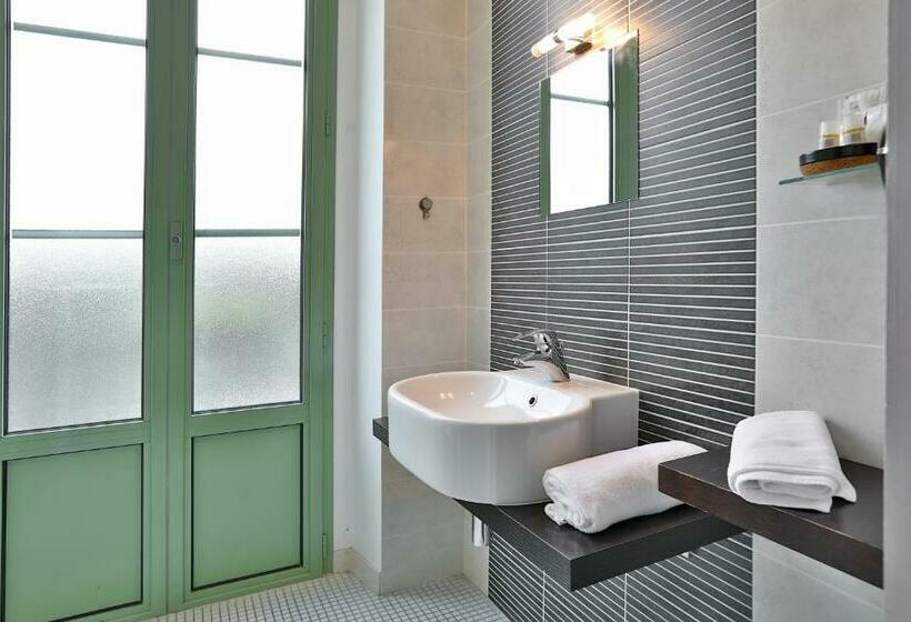 חדר משפחתי, Le Coligny