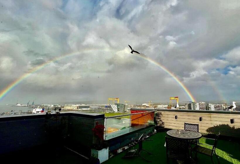 발코니 디럭스 룸, James Clow Bed & Breakfast