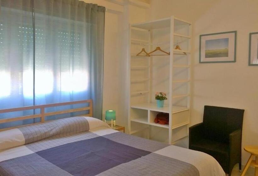 标准三人间, Agorà Rooms