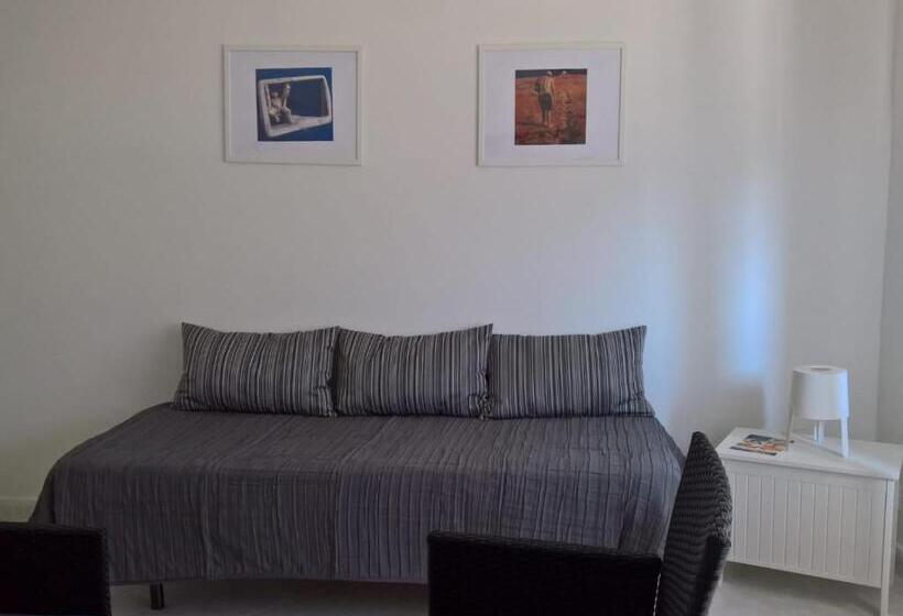 家庭间, Agorà Rooms