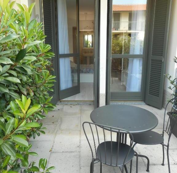 Standard Triple Room with Terrace, Borgo Antico Rooms Self Check In