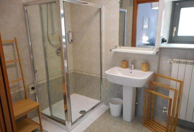 Standard Triple Room with Terrace, Borgo Antico Rooms Self Check In