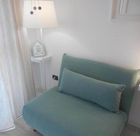 Standard Triple Room with Terrace, Borgo Antico Rooms Self Check In