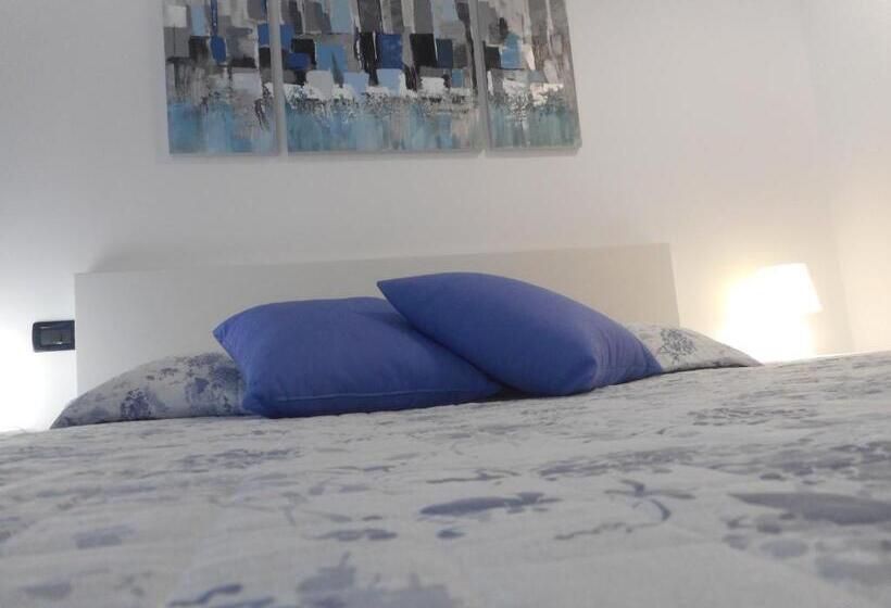 Standard room with outdoor bath, Borgo Antico Rooms Self Check In