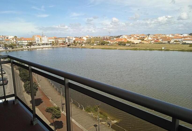 스탠다드 트리플 룸, Canadian Star