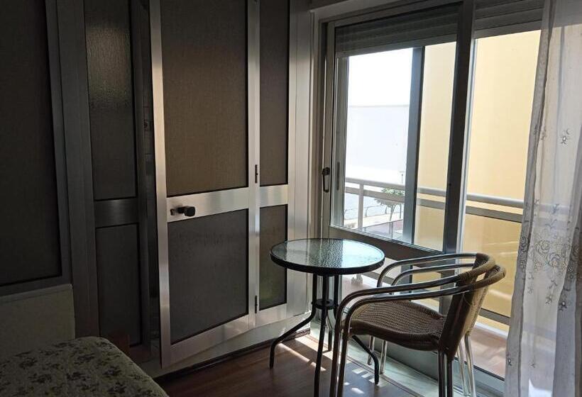 스탠다드 발코니 룸, Canadian Star