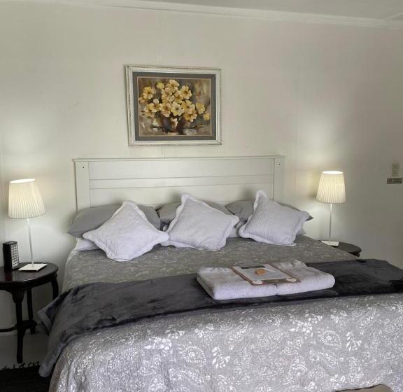 غرفة قياسية, White River B & B