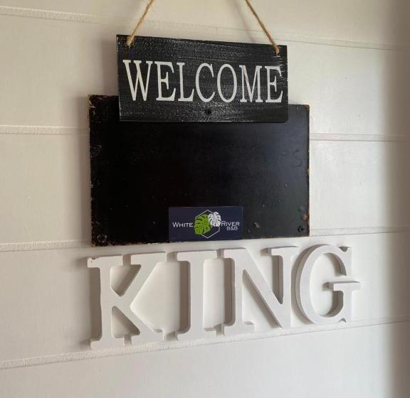 غرفة قياسية, White River B & B