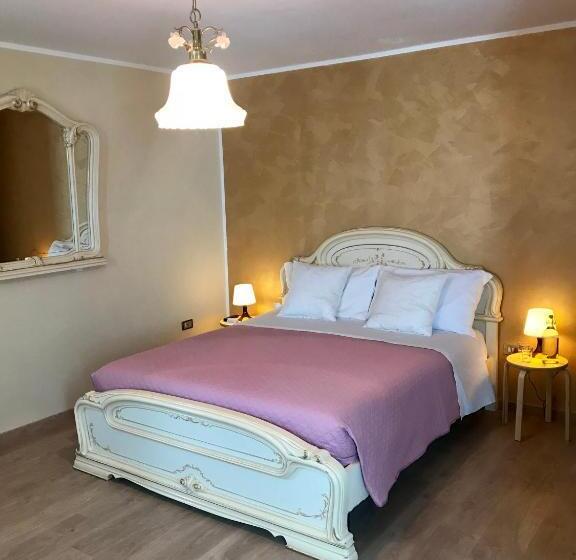 اتاق استاندارد با وان آب گرم, B&b Red Village