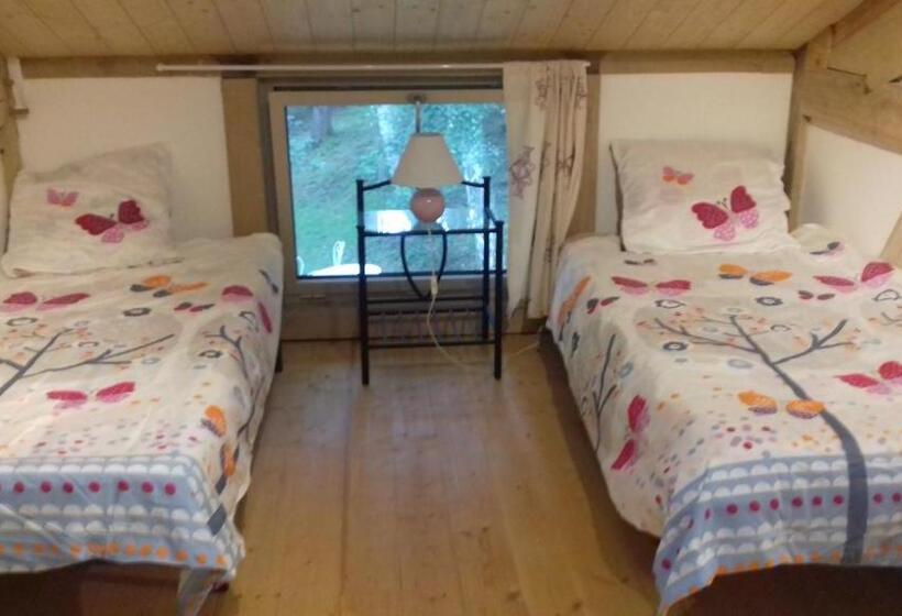 Семейный Номер, Le Relais Des Fees