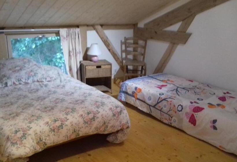 Семейный Номер, Le Relais Des Fees