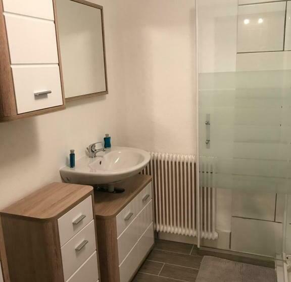 家庭套房, Wagnermoosgut