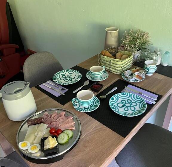 家庭套房, Wagnermoosgut