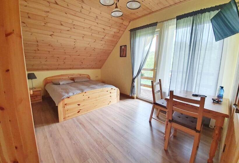 اتاق استاندارد با بالکن, Priedes