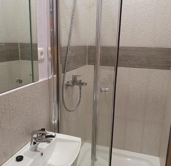 اتاق استاندارد, Priedes