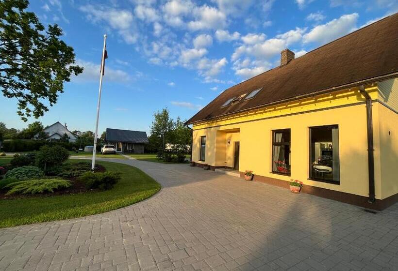 خانه 1 خوابه, Priedes