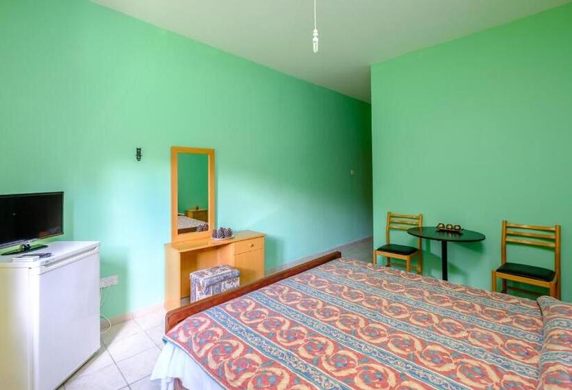 Студия Стандарт, Platres Valley Houses