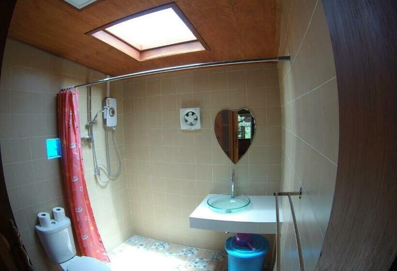 بانگلوی سوپریور, Jing Jo Boutique Bungalow