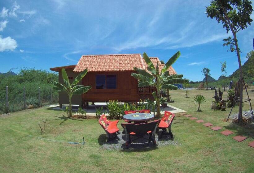 بانگلوی لوکس, Jing Jo Boutique Bungalow