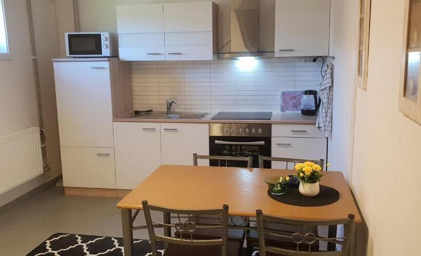 패밀리 룸 공용 욕실, Torsby Vandrarhem