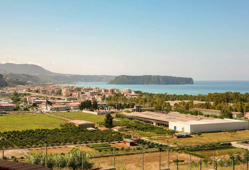 غرفة قياسية مطلّة علي البحر مزوَّدة بشُرفة, B&b Torre Nave