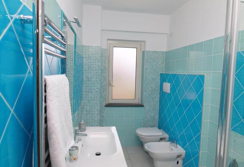 اتاق استاندارد با تخت بزرگ, B&b Torre Nave
