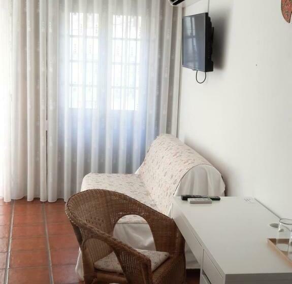 可看到停车场的标准间, Casa Da Travessa