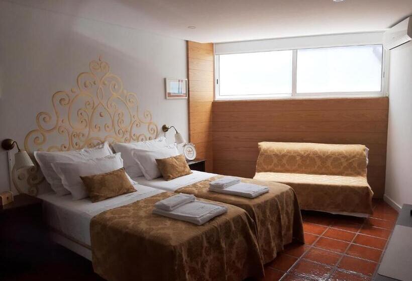 可看到停车场的标准间, Casa Da Travessa