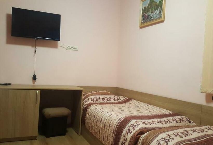 标准间, Chilingirovata Kashta