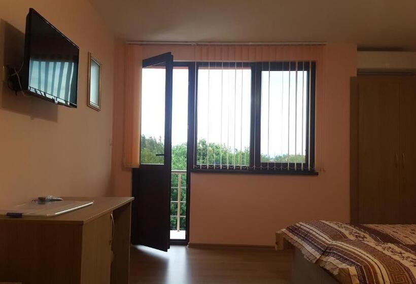 带大床的标准工作室, Chilingirovata Kashta