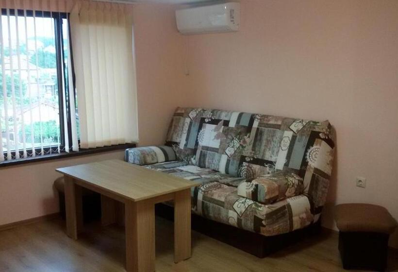 标准间, Chilingirovata Kashta