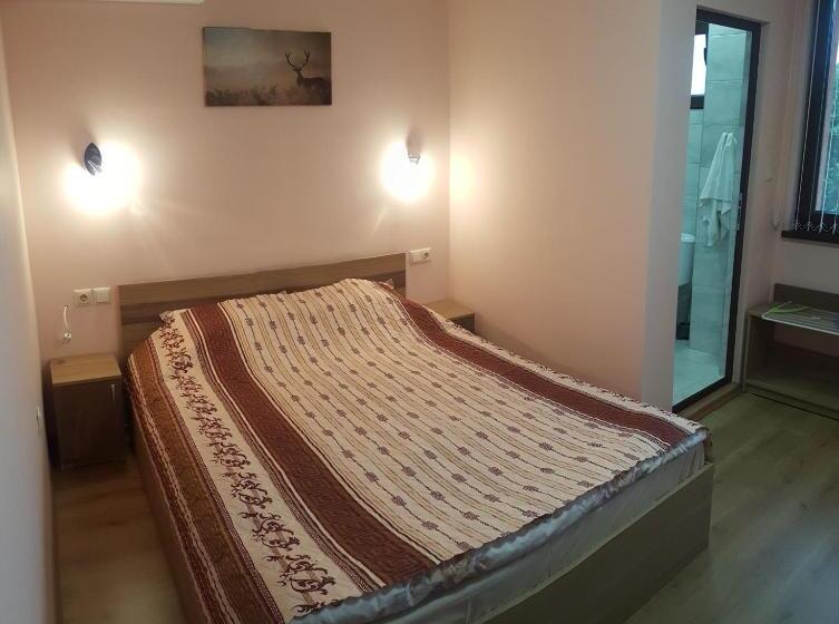 标准间带阳台, Chilingirovata Kashta