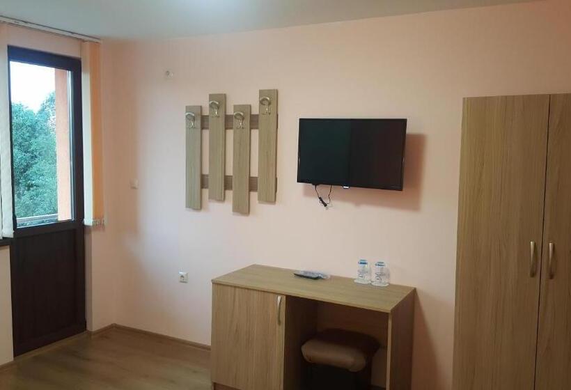 标准间带阳台, Chilingirovata Kashta