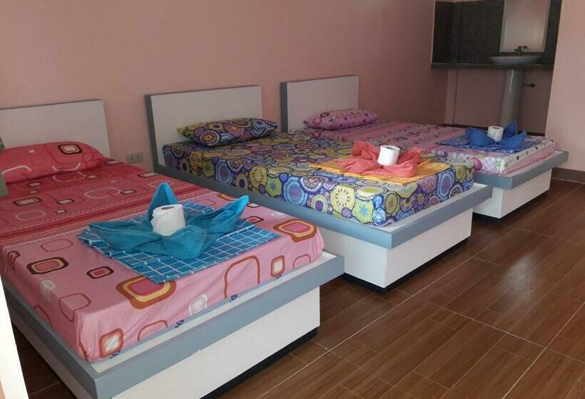 Quarto Triplo Basic, Cubby S Guesthouse