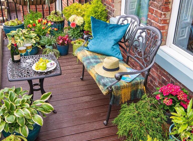 Номер Стандарт с Террасой, The Mainstay Luxury Boutique Rooms With Private Parking