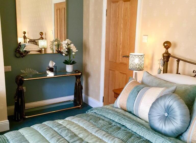 Номер Deluxe Кровать Кинг, The Mainstay Luxury Boutique Rooms With Private Parking