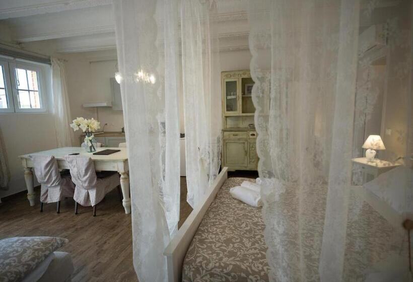 סטודיו משפחתי, Villa Rossella Rooms