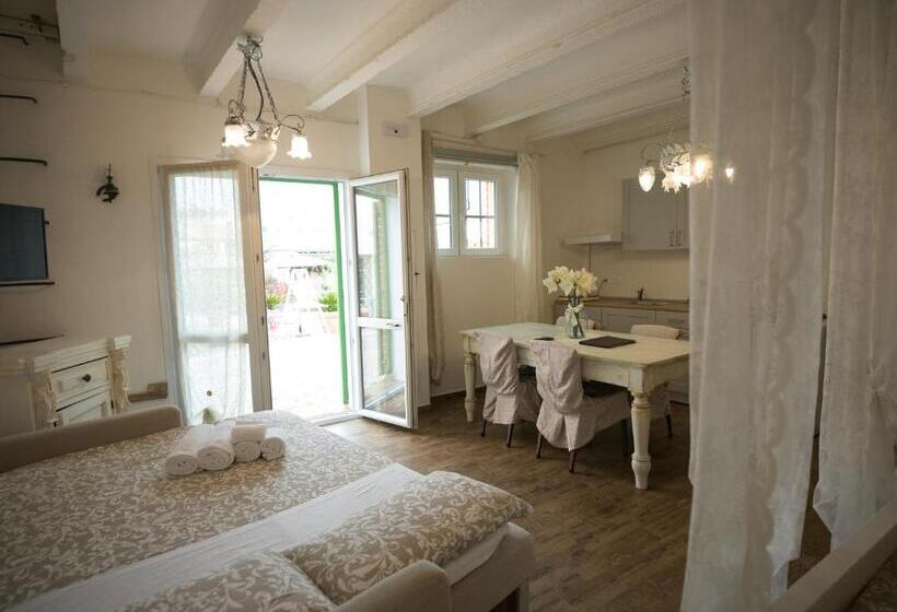 סטודיו משפחתי, Villa Rossella Rooms