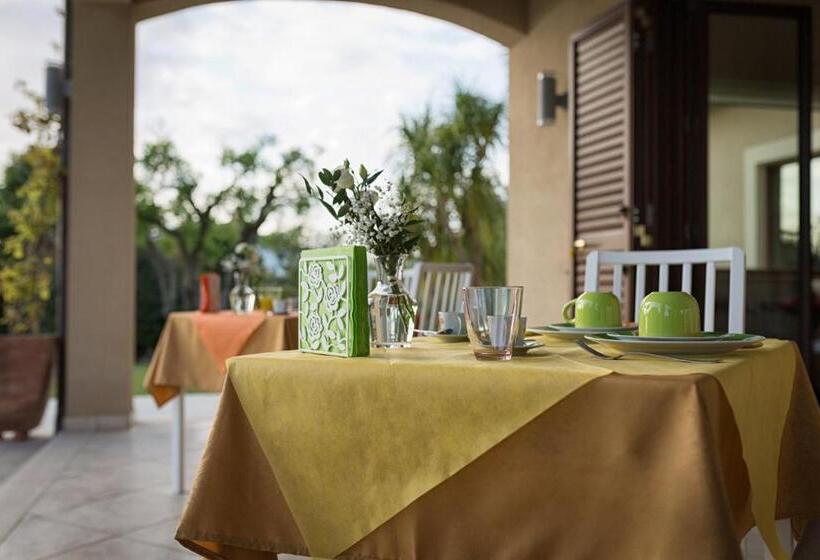 Номер Стандарт Вид на Сад, B&b Samilu