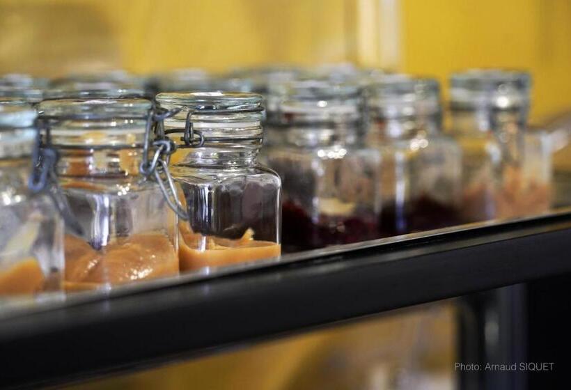 ファミリーステューディオ, Ferme St Martin